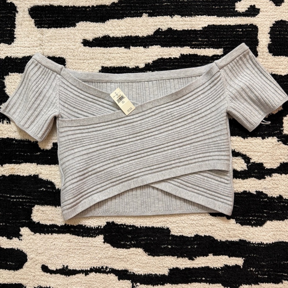 Aerie Reversible Sweater Cropped Off-Shoulder Top | NWT!